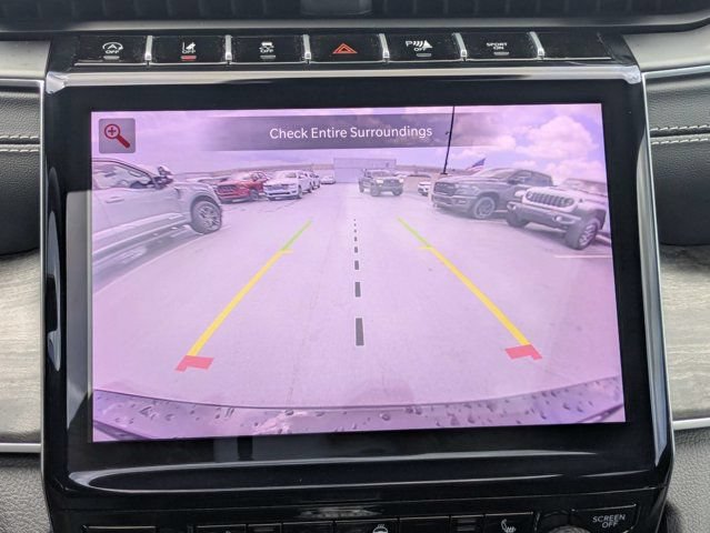 Used 2025 Jeep Grand Cherokee L Limited RWD image 24