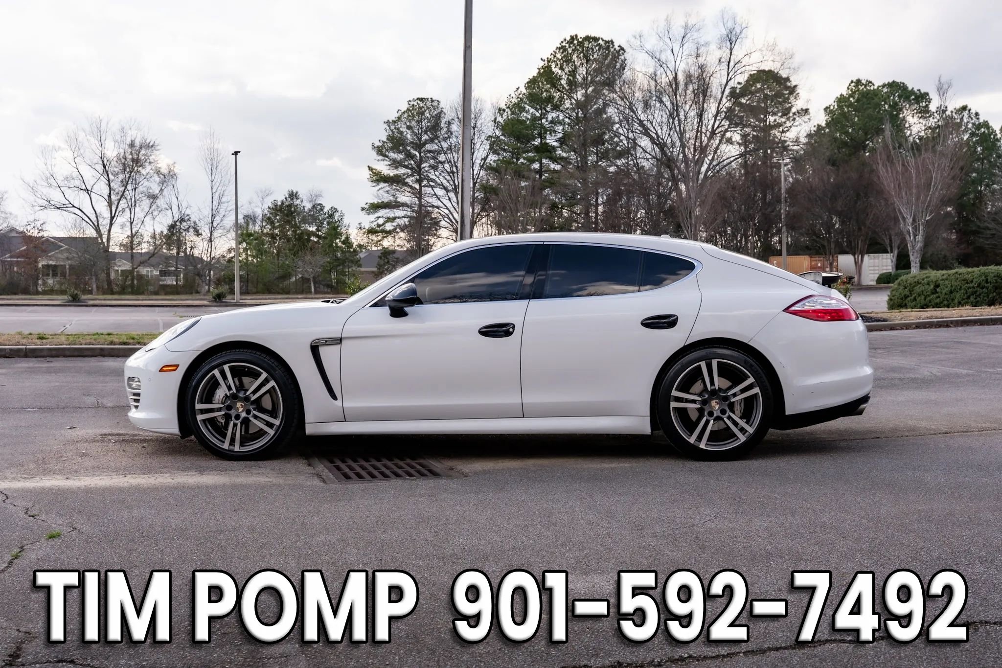 Used 2011 Porsche Panamera S image 9