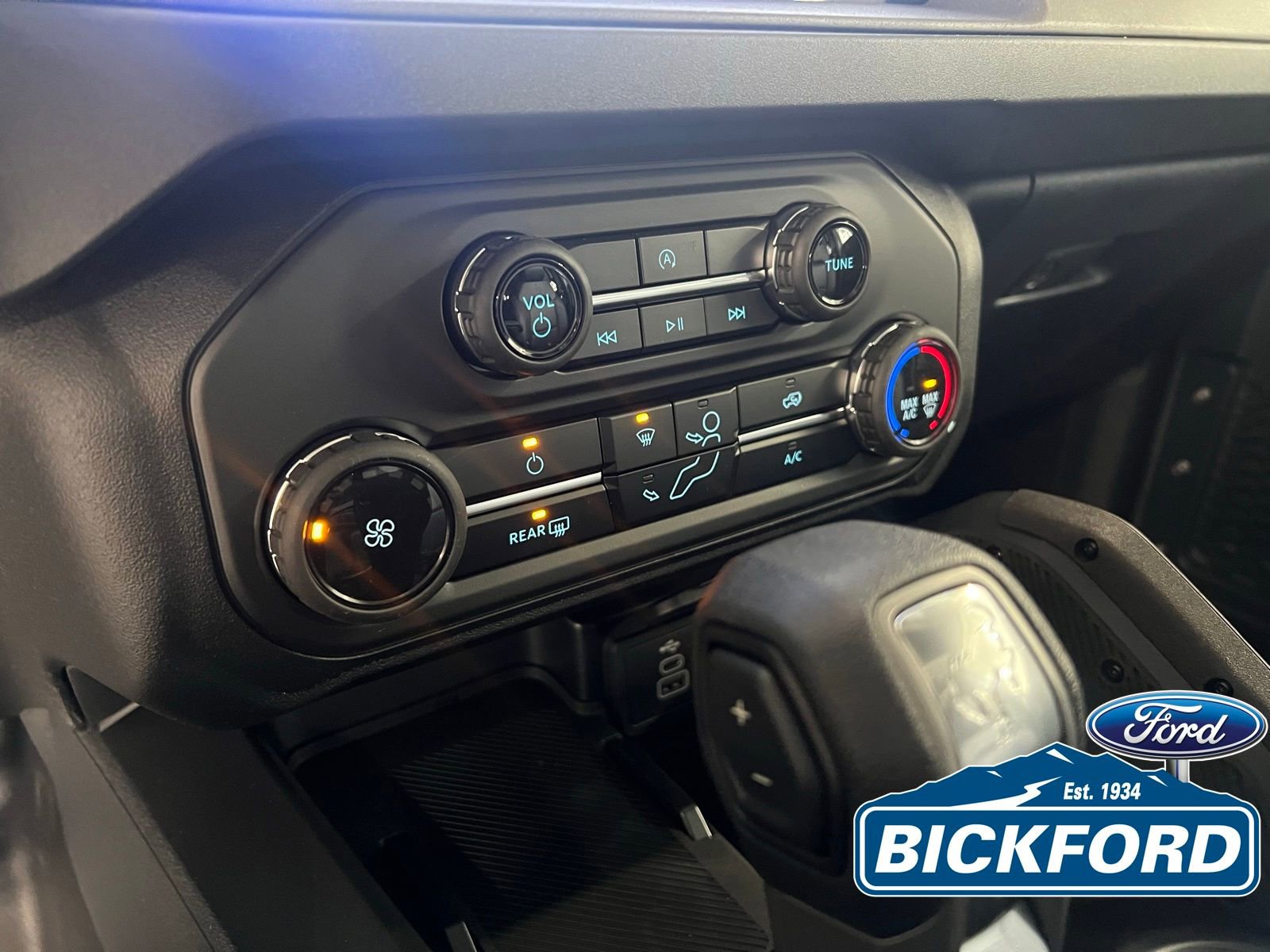 New 2026 Ford Bronco Badlands AWD/4WD image 15