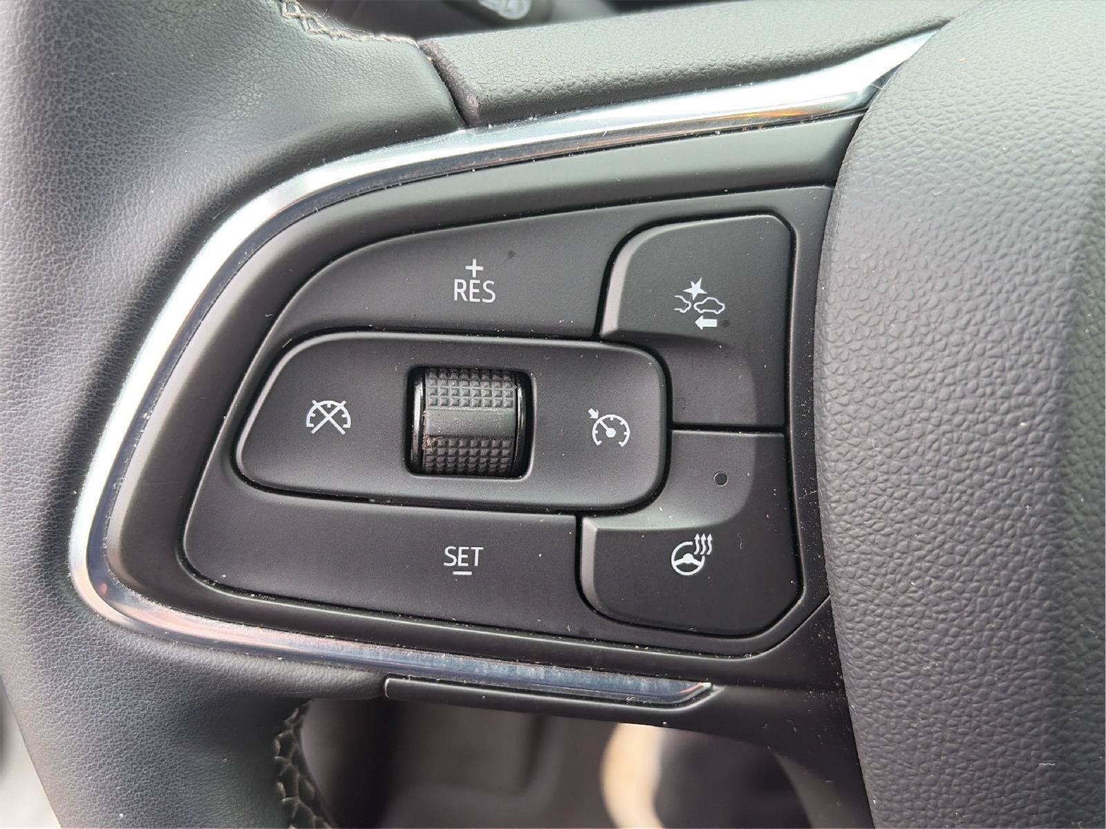 Certified 2024 Buick Encore GX Preferred w/ Comfort Package FWD image 24