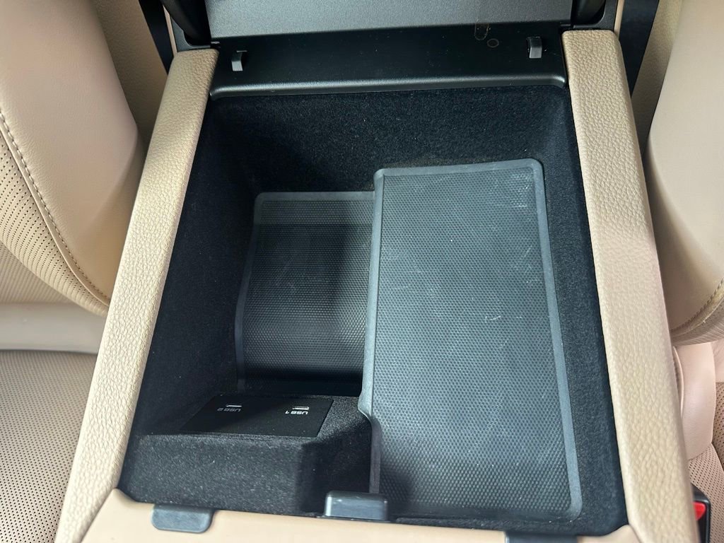 Certified 2023 Porsche Cayenne Platinum Edition image 28