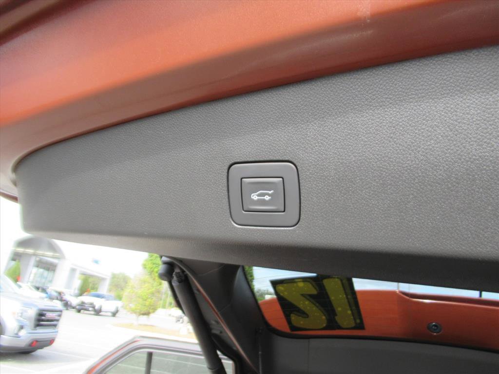 Used 2021 Buick Encore GX Essence w/ Advanced Technology Package image 31