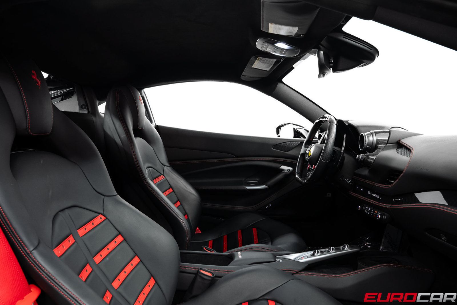Used 2022 Ferrari F8 Tributo RWD image 38