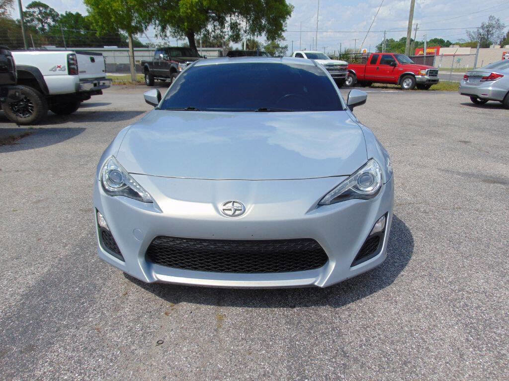 Used 2013 Scion FR-S 10 Series image 3