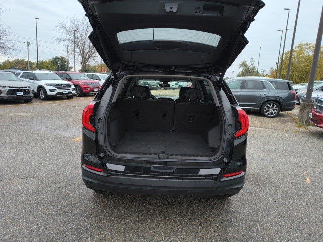 Used 2020 GMC Terrain SLT w/ Preferred Package image 14