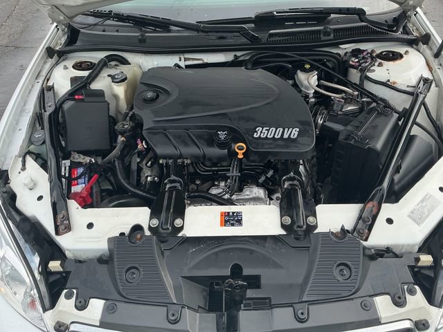 Used 2011 Chevrolet Impala LT w/ Luxury Edition Package image 21