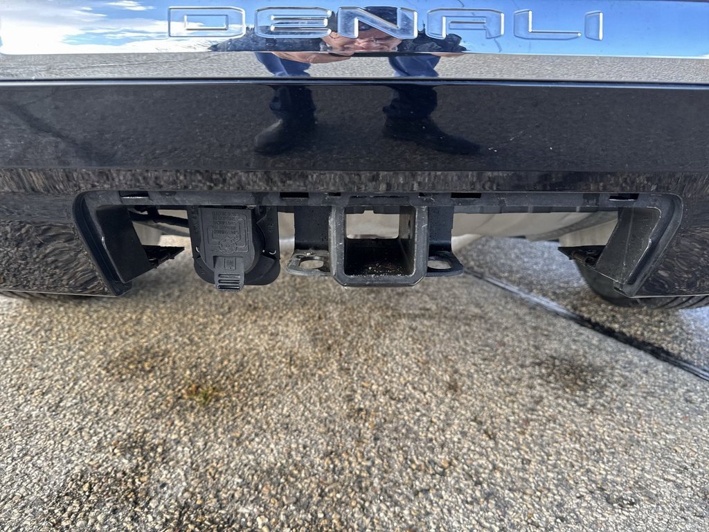 Certified 2023 GMC Acadia Denali w/ Trailering Package image 7