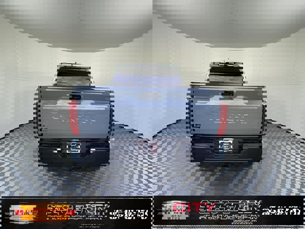 Used 2024 Toyota Tundra Limited image 6