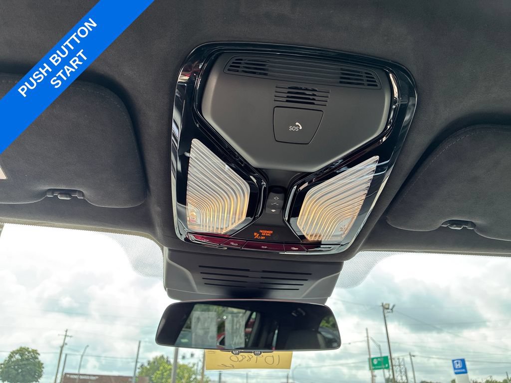 Used 2026 BMW X7 xDrive40i AWD/4WD image 16
