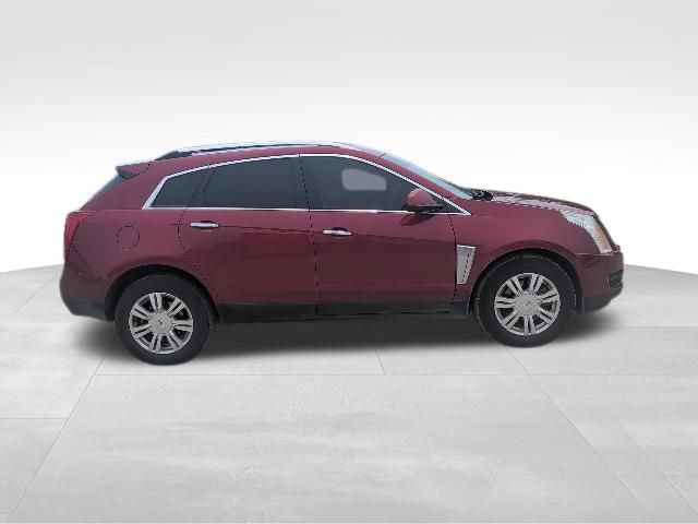 Used 2016 Cadillac SRX Luxury w/ Driver Awareness Package FWD image 2