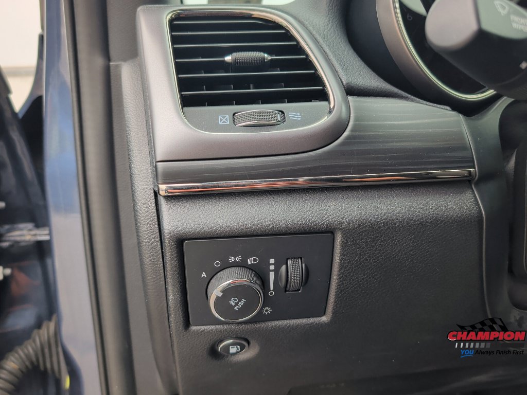 Used 2021 Jeep Grand Cherokee Limited X AWD/4WD image 25