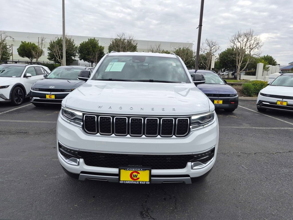 Used 2024 Jeep Wagoneer L Series II image 2