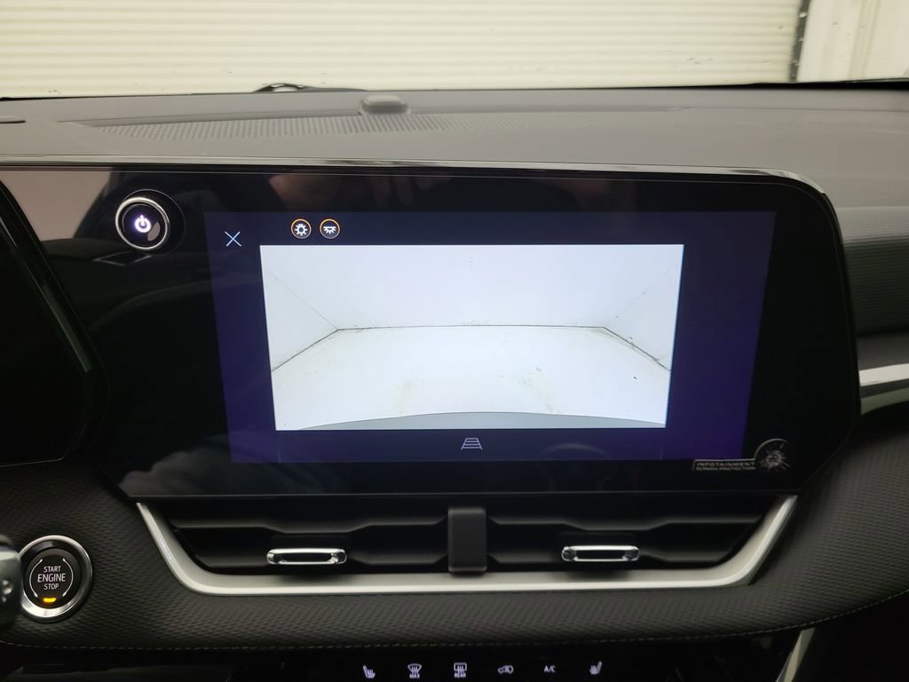 New 2026 Chevrolet Equinox LT w/ LPO, Floor Liner Package image 9