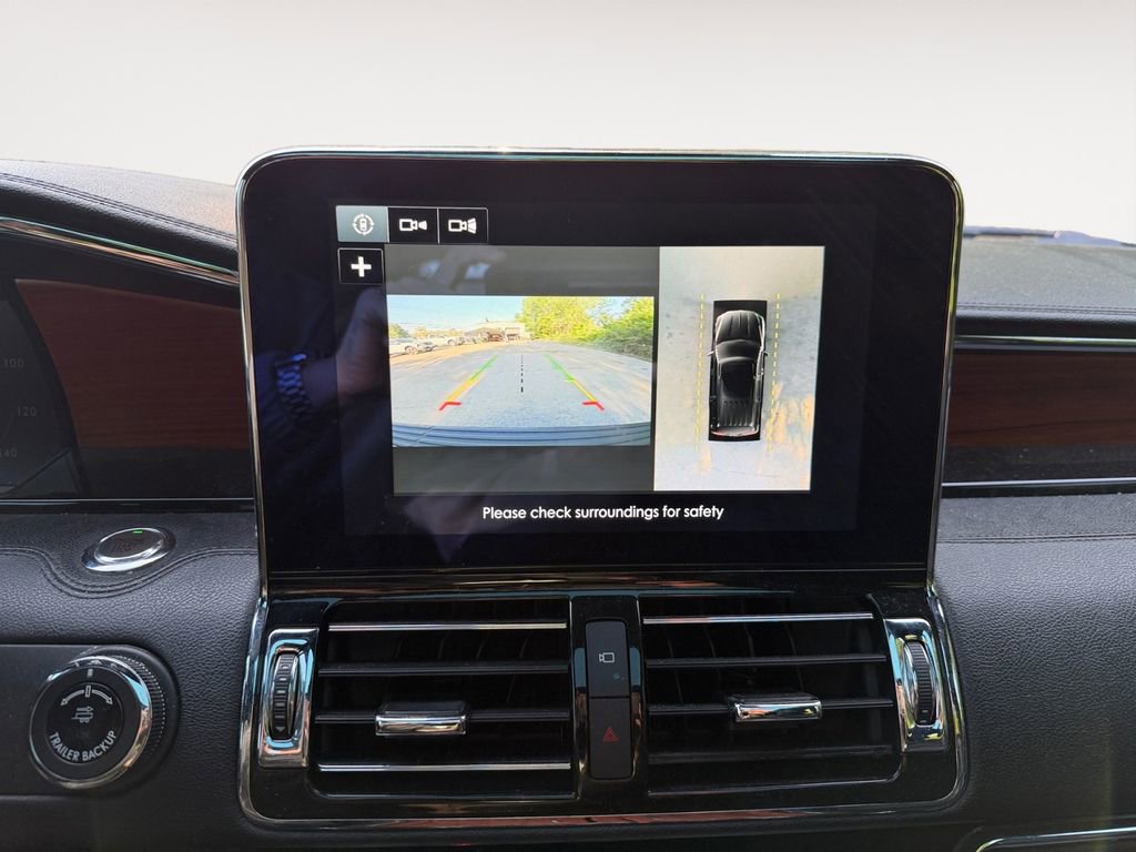 Used 2018 Lincoln Navigator Reserve w/ Technology Package AWD/4WD image 9