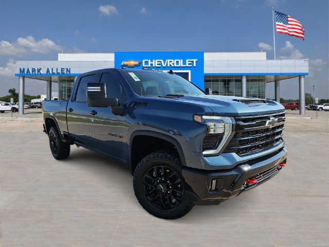 New 2026 Chevrolet Silverado 2500 LT w/ Trail Boss Package AWD/4WD image 1