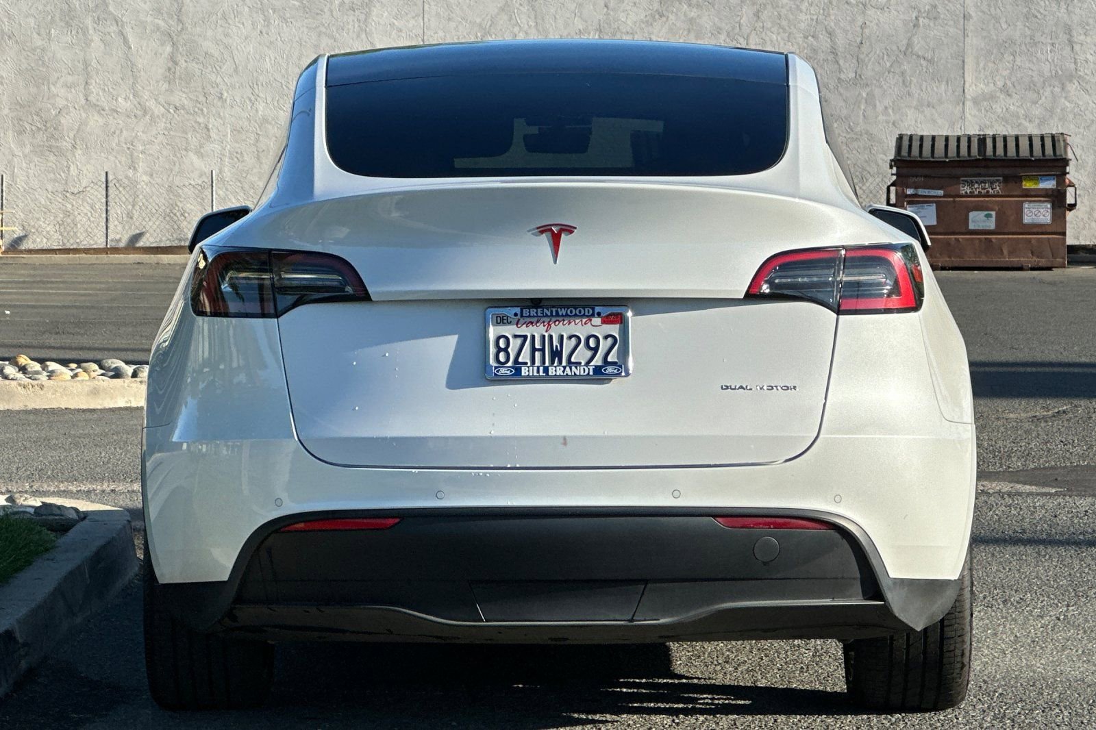 Used 2022 Tesla Model Y Long Range image 8
