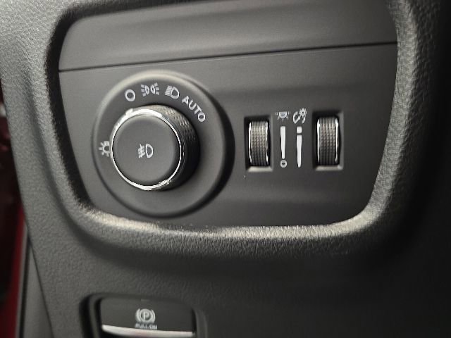 New 2026 Jeep Grand Cherokee L Limited AWD/4WD image 11
