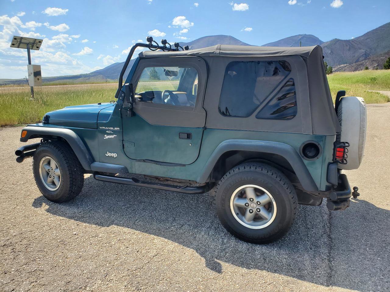 Used 1997 Jeep Wrangler Sport image 4