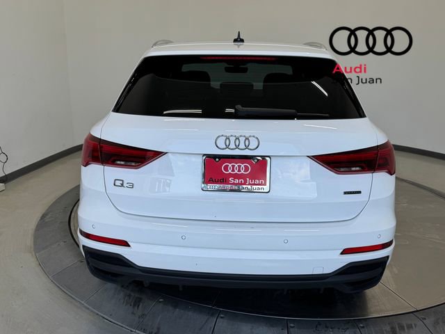 Certified 2025 Audi Q3 2.0T Premium image 12