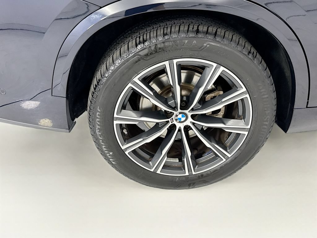 Certified 2024 BMW X5 sDrive40i w/ M Sport Package RWD image 32