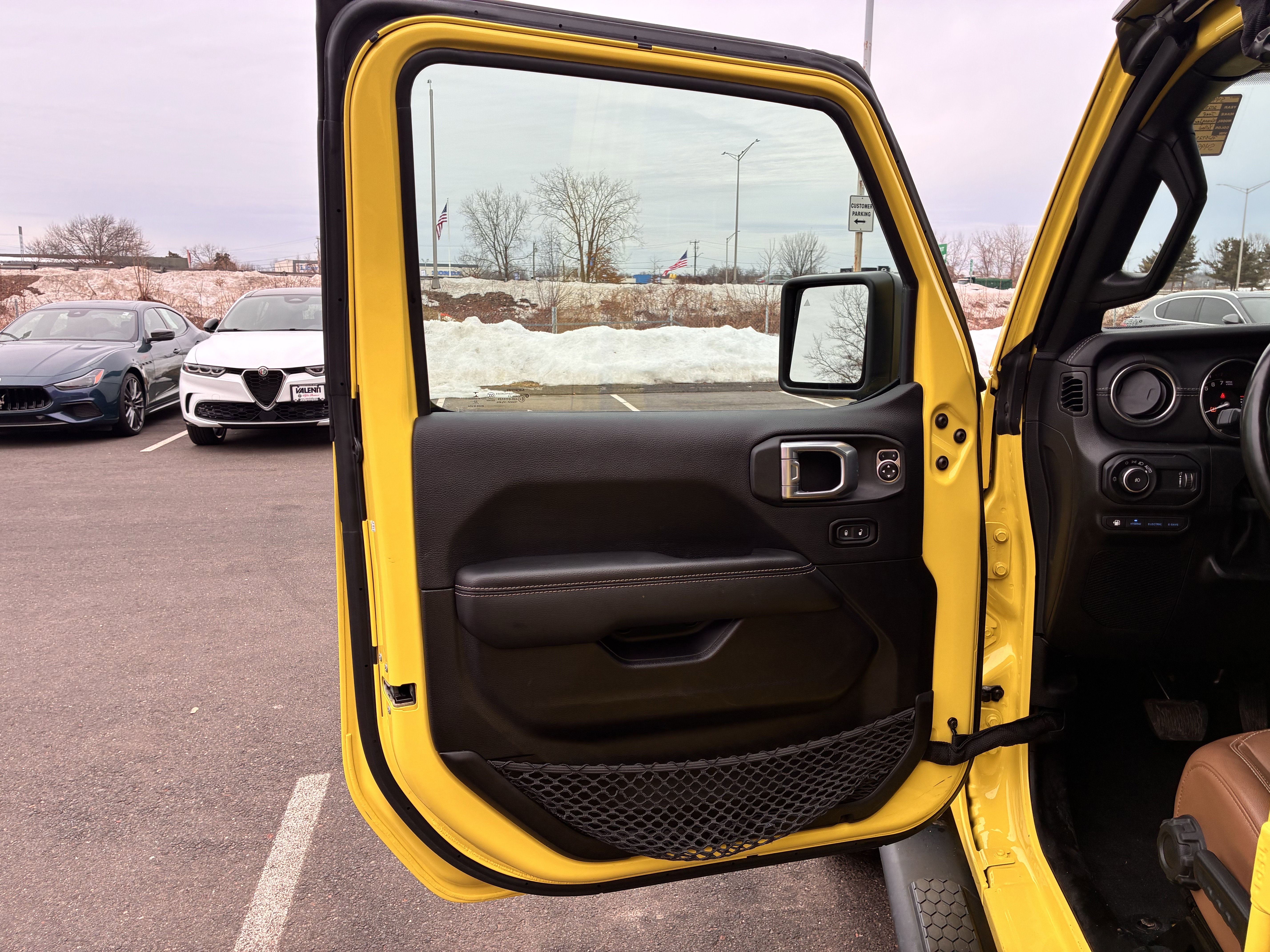 Used 2023 Jeep Wrangler Unlimited Sahara w/ Dual Top Group image 14