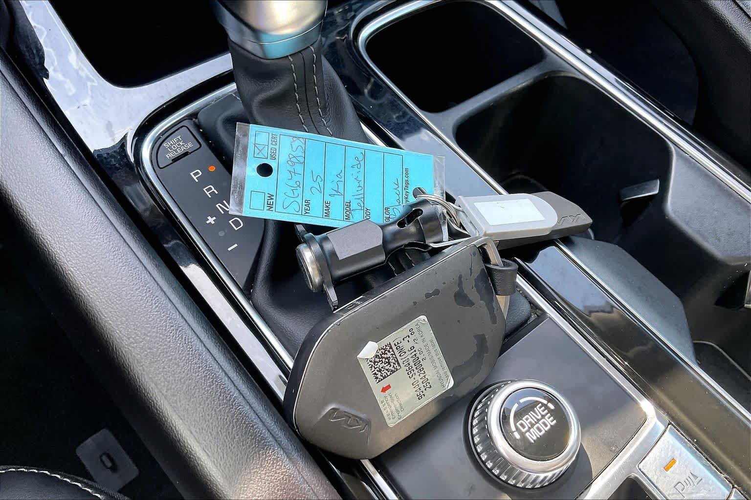 Used 2025 Kia Telluride S FWD image 14