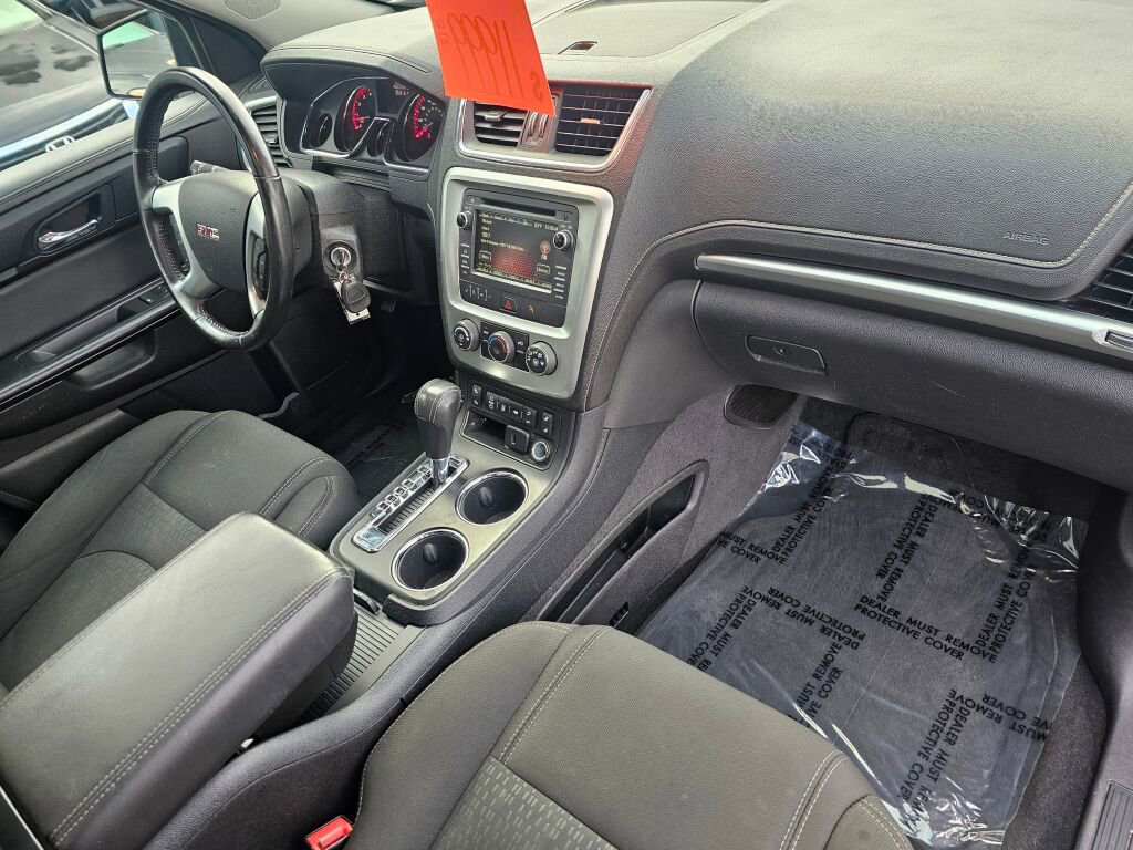 Used 2016 GMC Acadia SLE image 13