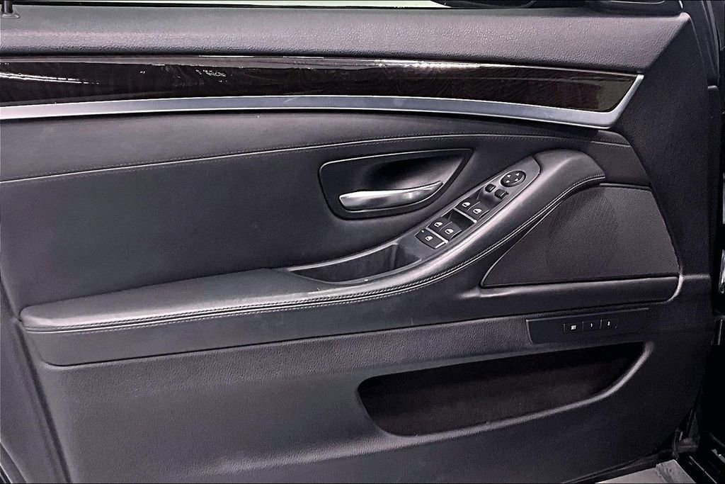 Used 2015 BMW 528i 528i image 18