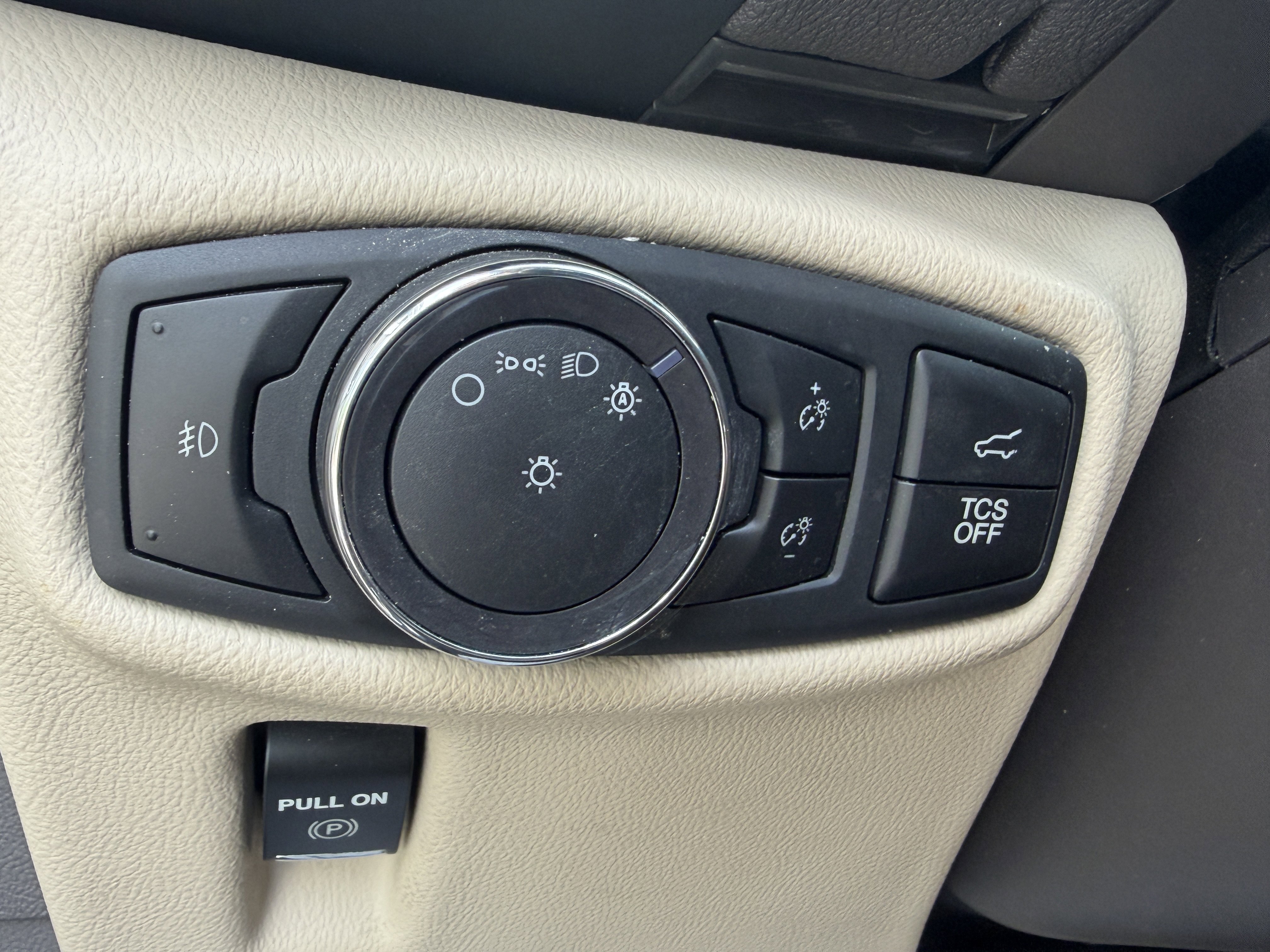 Used 2020 Lincoln Nautilus Reserve w/ Equipment Group 201A image 32