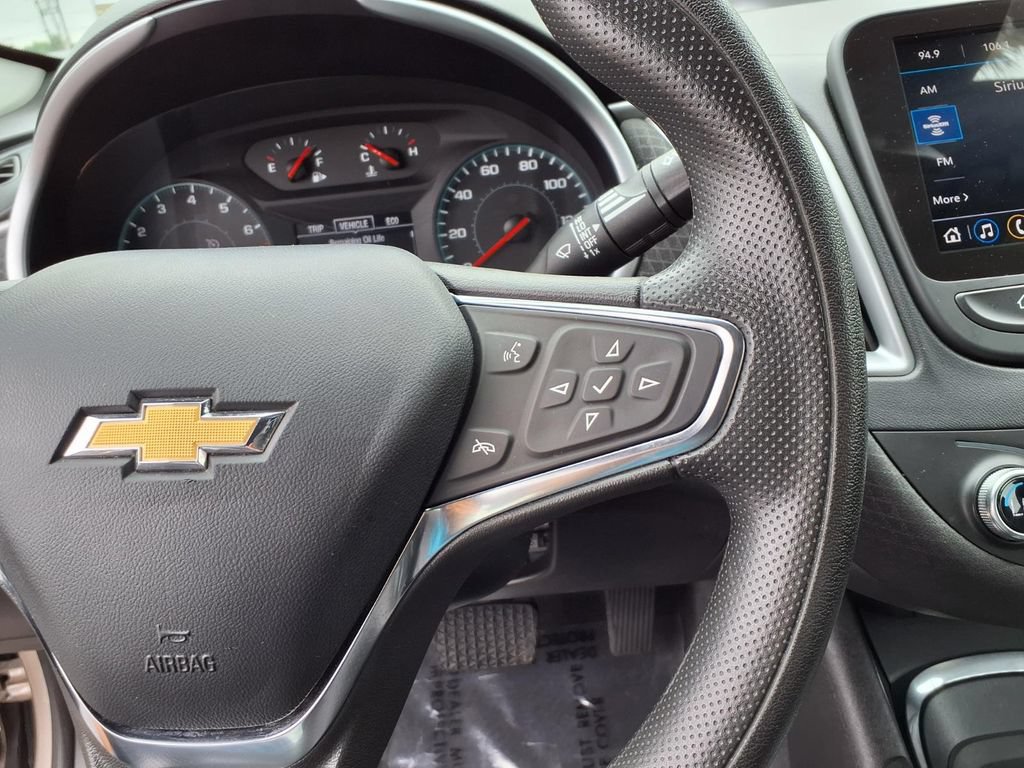 Used 2023 Chevrolet Malibu LT FWD image 19