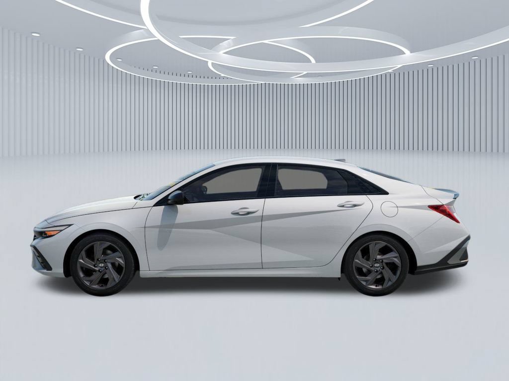 New 2026 Hyundai Elantra Sport FWD image 3