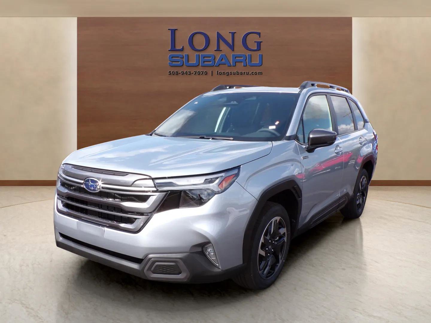 Certified 2025 Subaru Forester Limited image 1