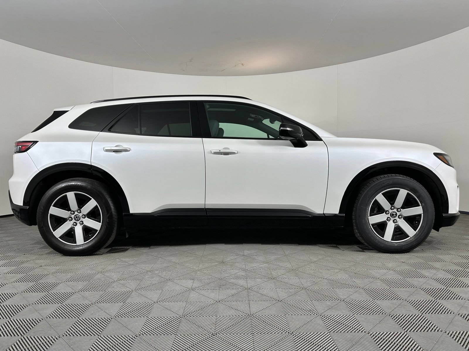 Used 2024 Honda Prologue Touring image 25