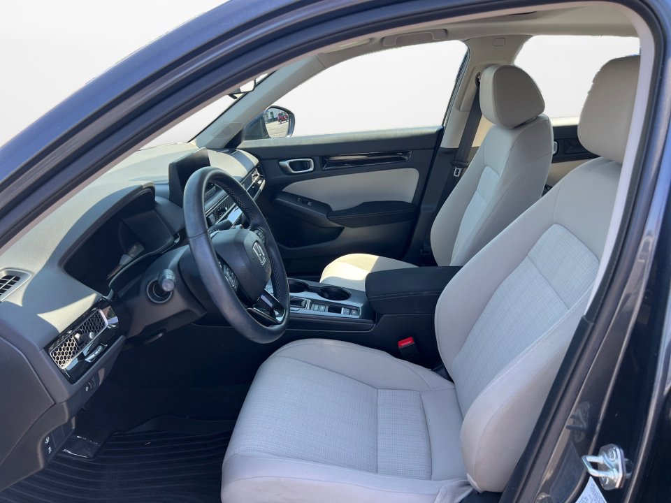 Certified 2023 Honda Civic EX image 9