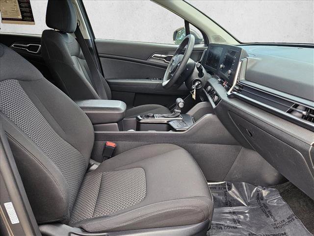 Used 2024 Kia Sportage LX image 20