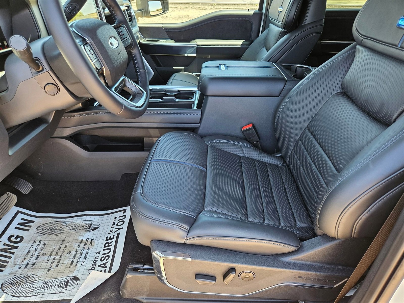 New 2025 Ford F250 Platinum image 11