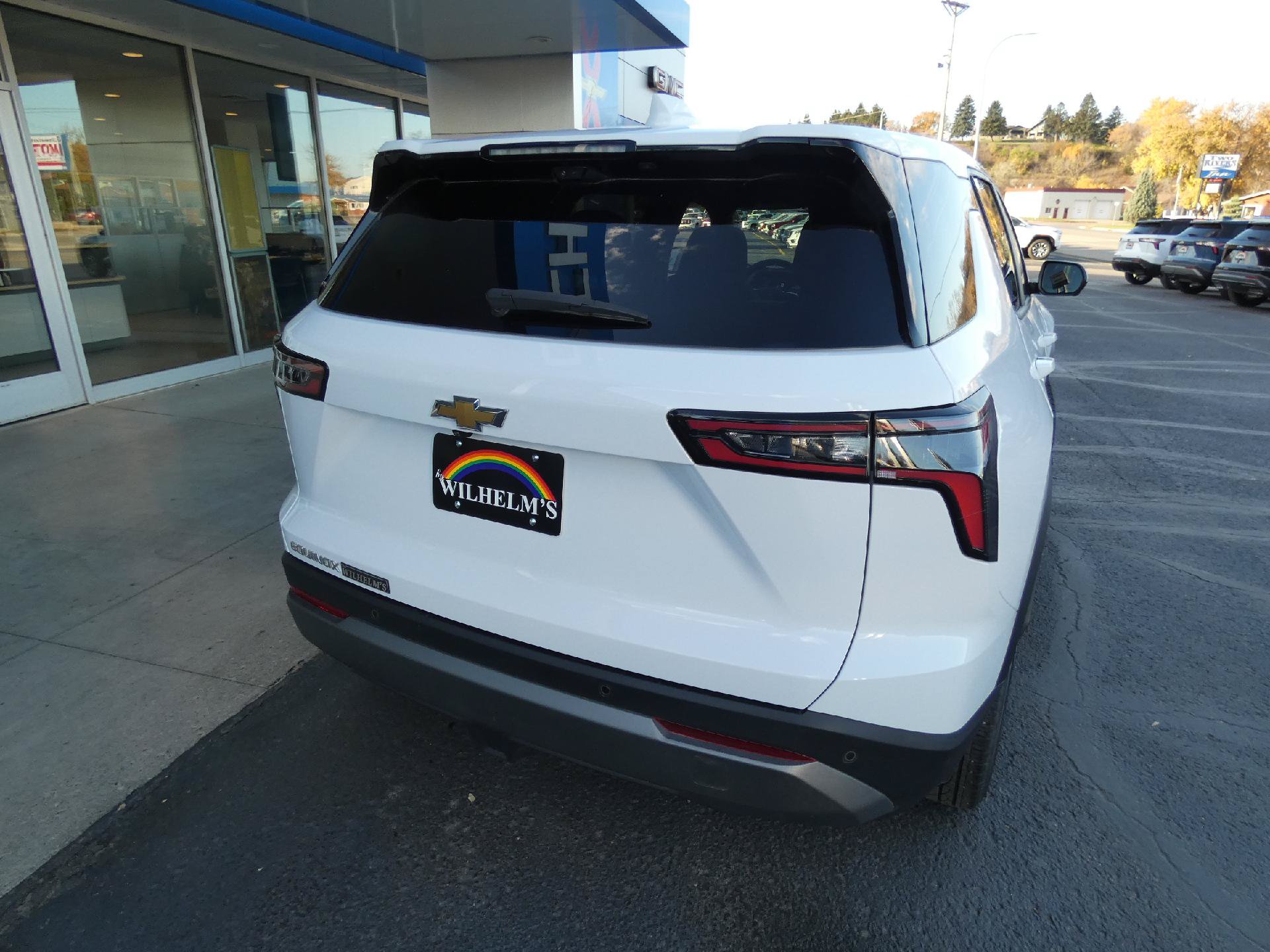 Certified 2025 Chevrolet Equinox LT w/ Safety and Technology Package FWD image 3