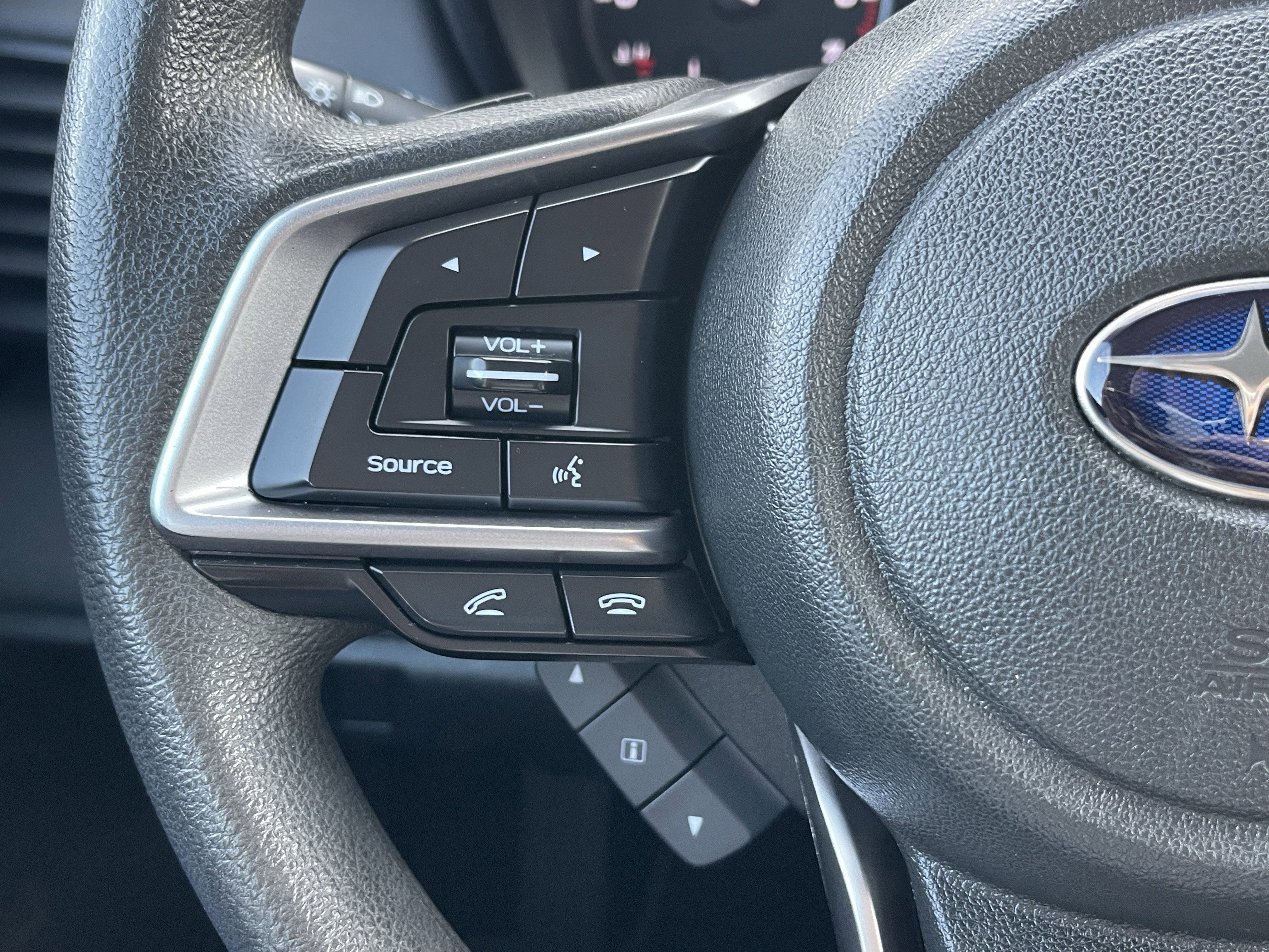 Used 2022 Subaru Legacy image 16