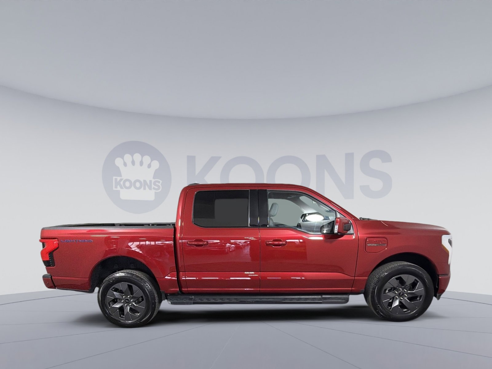 Used 2022 Ford F150 Lightning Lariat w/ Equipment Group 511A High image 8