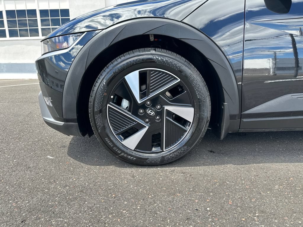 Certified 2026 Hyundai Ioniq 5 SEL AWD/4WD image 11
