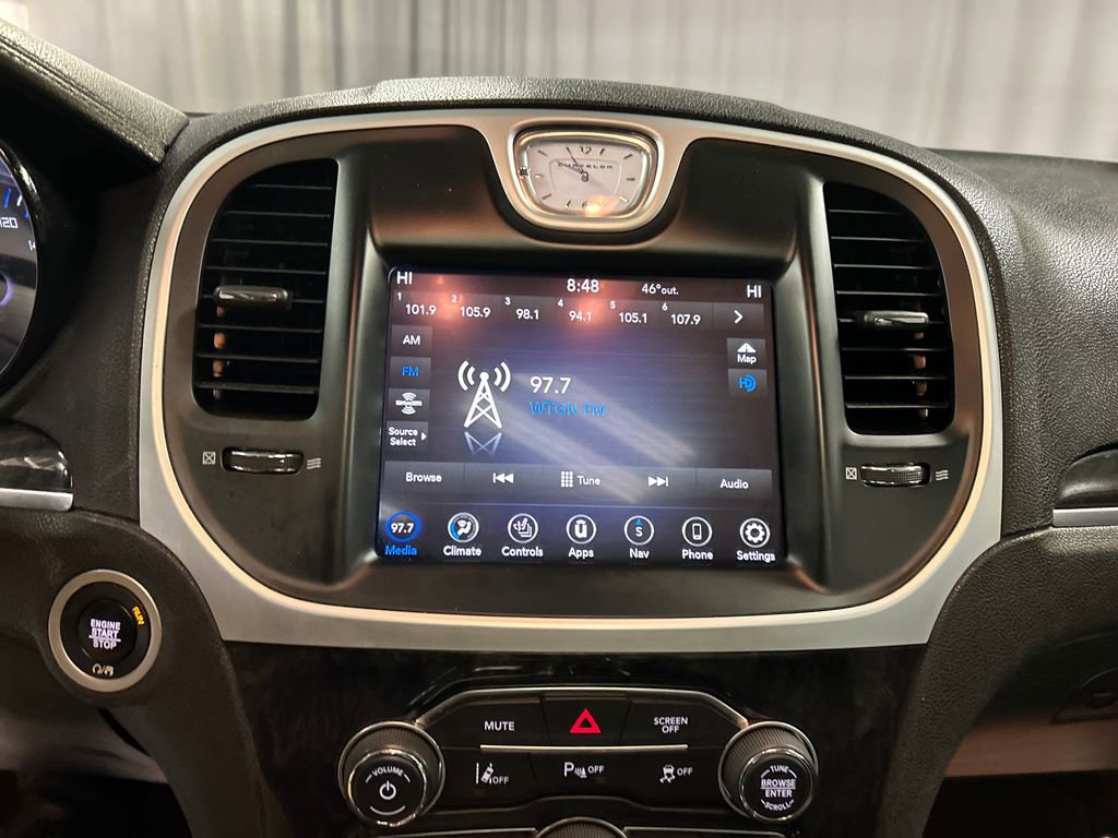 Used 2023 Chrysler 300 Touring L w/ Popular Equipment Group image 17