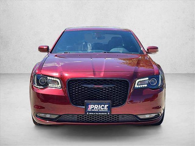 Used 2023 Chrysler 300 S RWD image 2