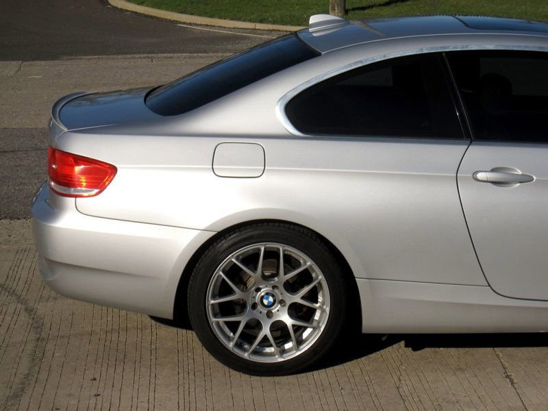 Used 2010 BMW 328i xDrive Coupe image 11