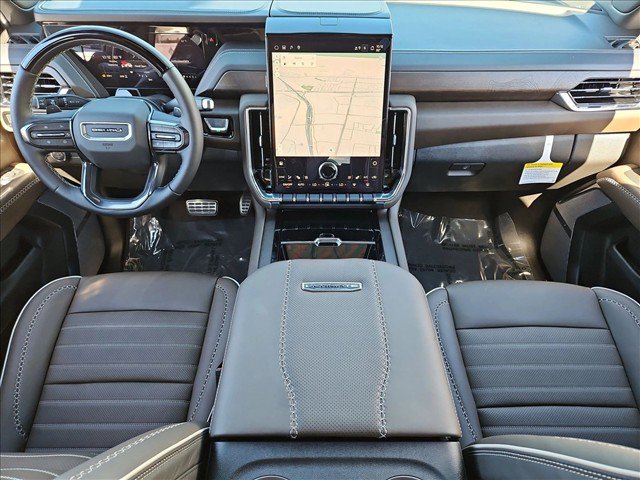 New 2026 GMC Yukon Denali Ultimate w/ LPO, Get Active Package AWD/4WD image 15
