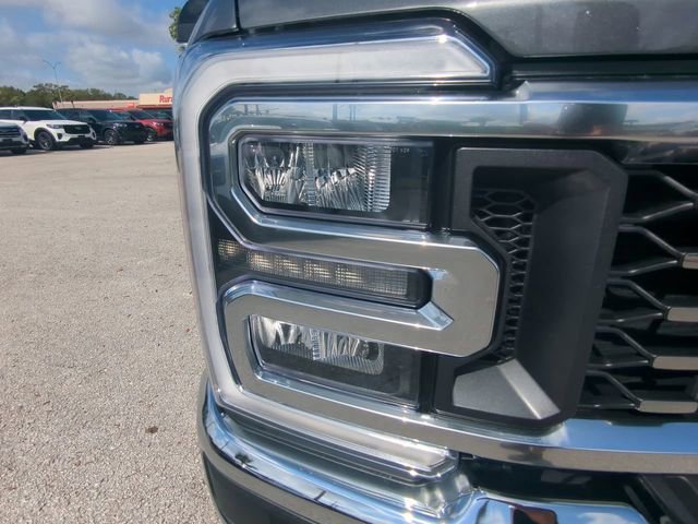 New 2026 Ford F350 Lariat AWD/4WD image 11