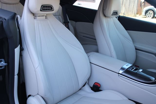 Used 2024 Mercedes-Benz CLE 450 4MATIC Cabriolet image 38