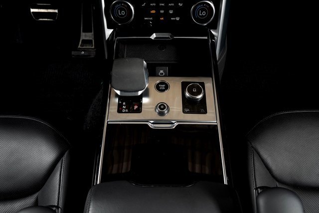 Used 2023 Land Rover Range Rover SE image 38
