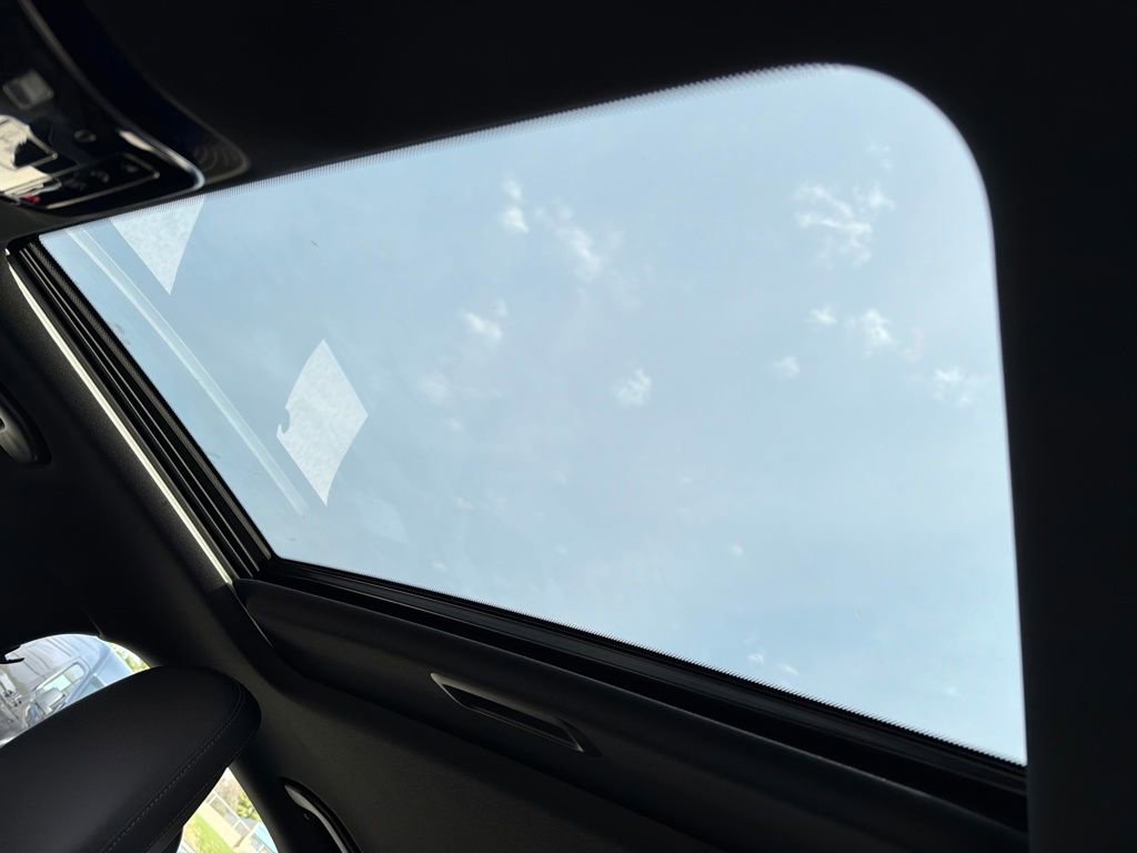 Certified 2025 Mercedes-Benz C 300 4MATIC Sedan image 20