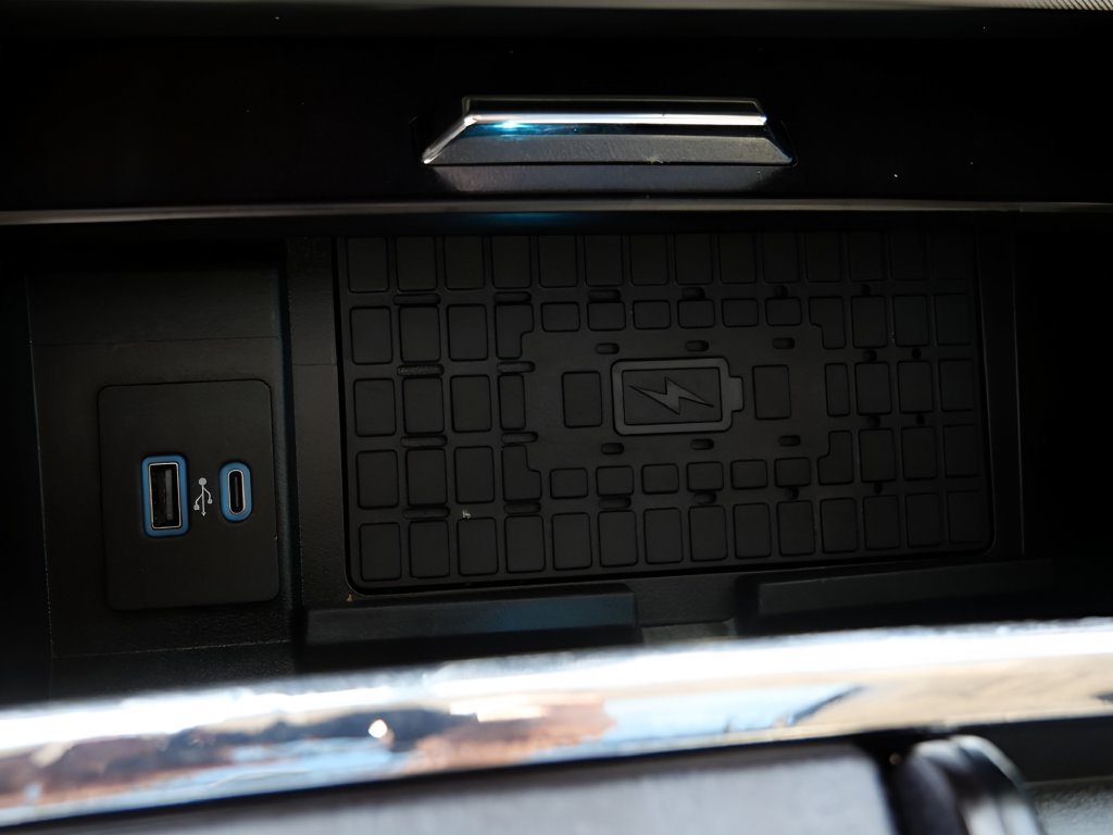 Used 2022 Ford Expedition Max Platinum AWD/4WD image 25