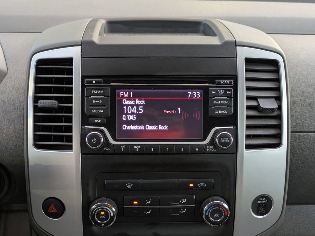 Used 2017 Nissan Frontier SV image 18